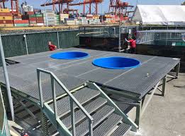 Fiberglass Platform Grating - Non-Slip Safety Surface